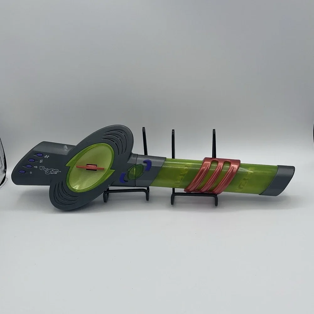 Hasbro 2002 NuJam Guitar‎ Electronic Toy Gray Green Red Lights & Sounds Vintage